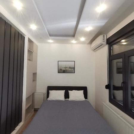 Apartamento Restoran Due Punti Kursumlija Exterior foto