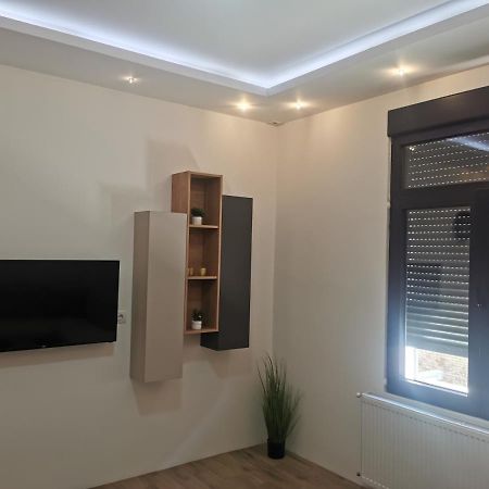 Apartamento Restoran Due Punti Kursumlija Exterior foto