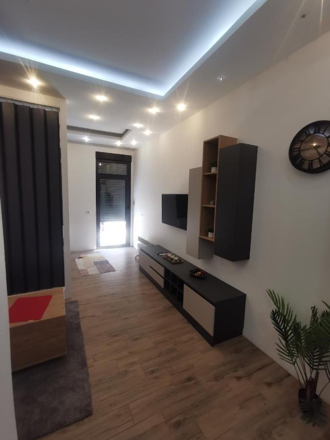 Apartamento Restoran Due Punti Kursumlija Exterior foto